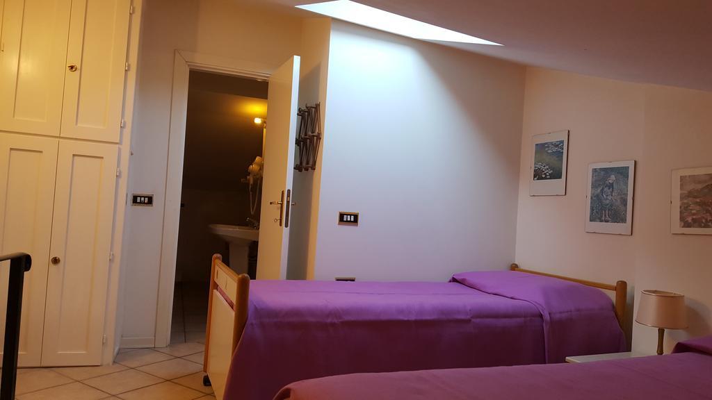 Residence Di Via Perugina 22 Gubbio Bagian luar foto